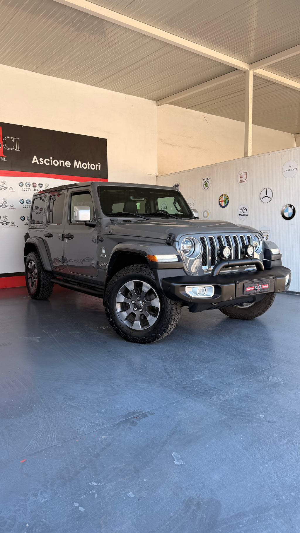 Jeep Wrangler Autocarro
