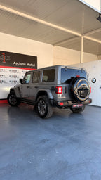 Jeep Wrangler Autocarro