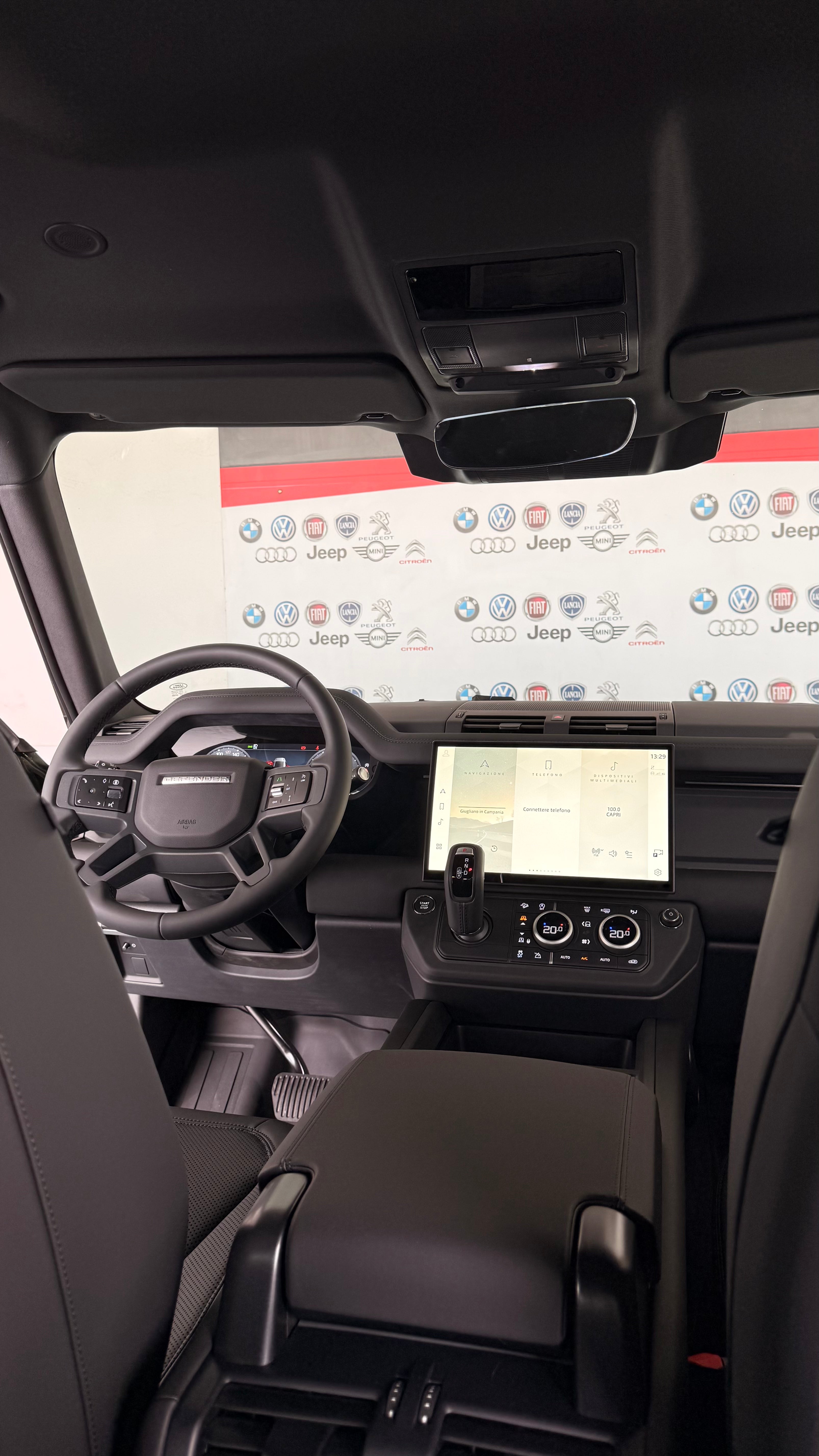 Land Rover Defender Iva deducibile