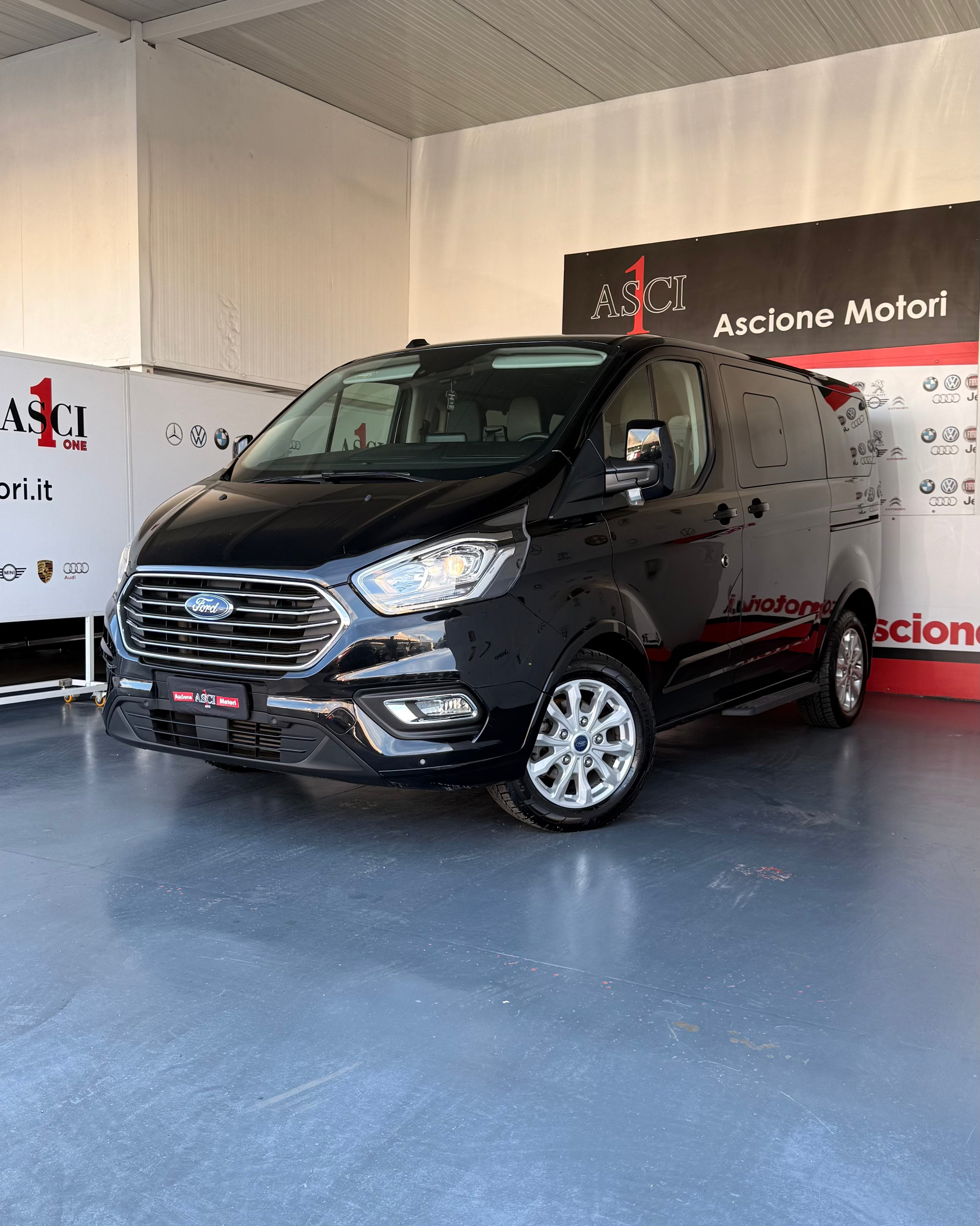 Ford Tourneo Custom IVA DEDUCIBILE