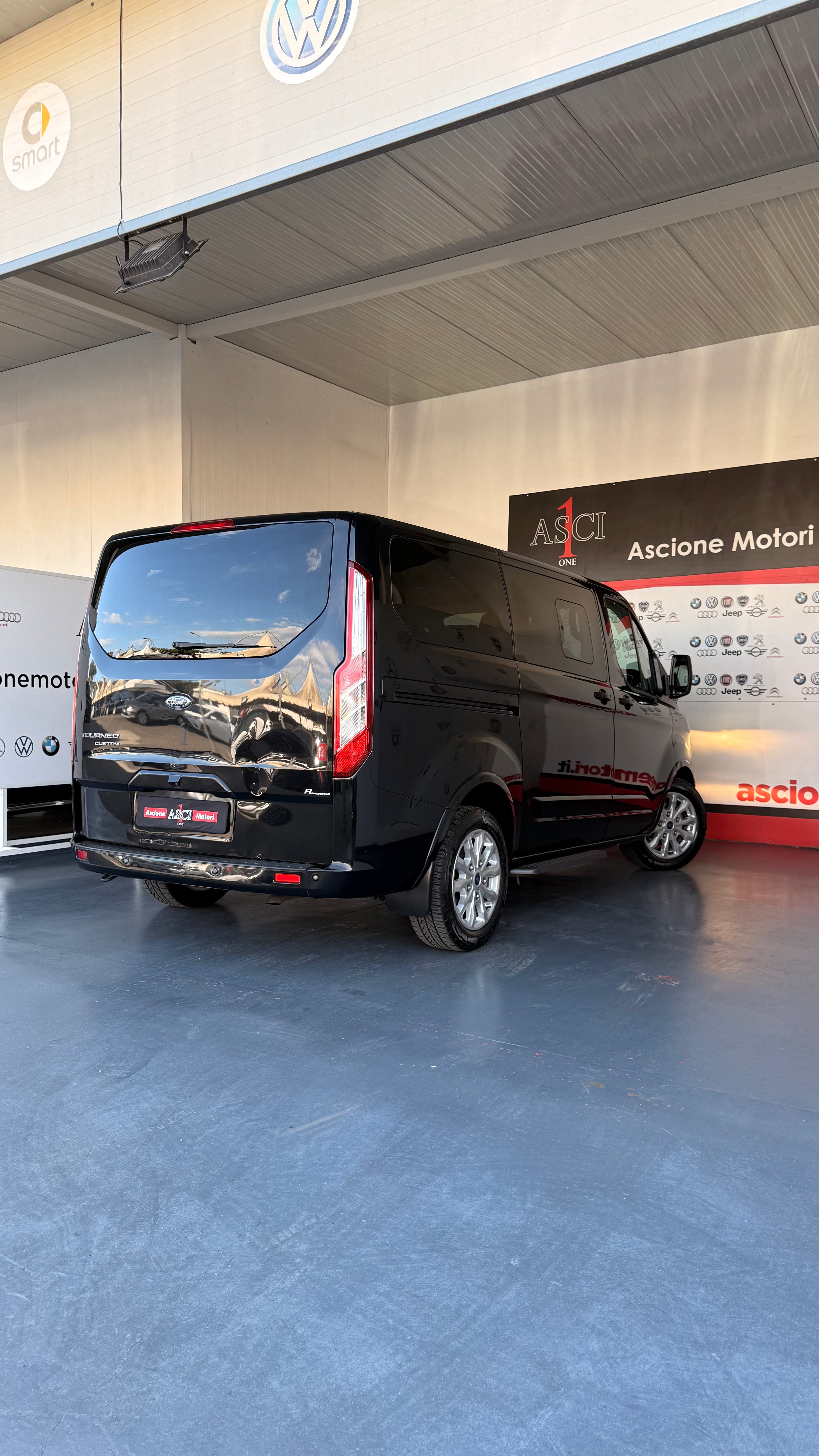 Ford Tourneo Custom IVA DEDUCIBILE