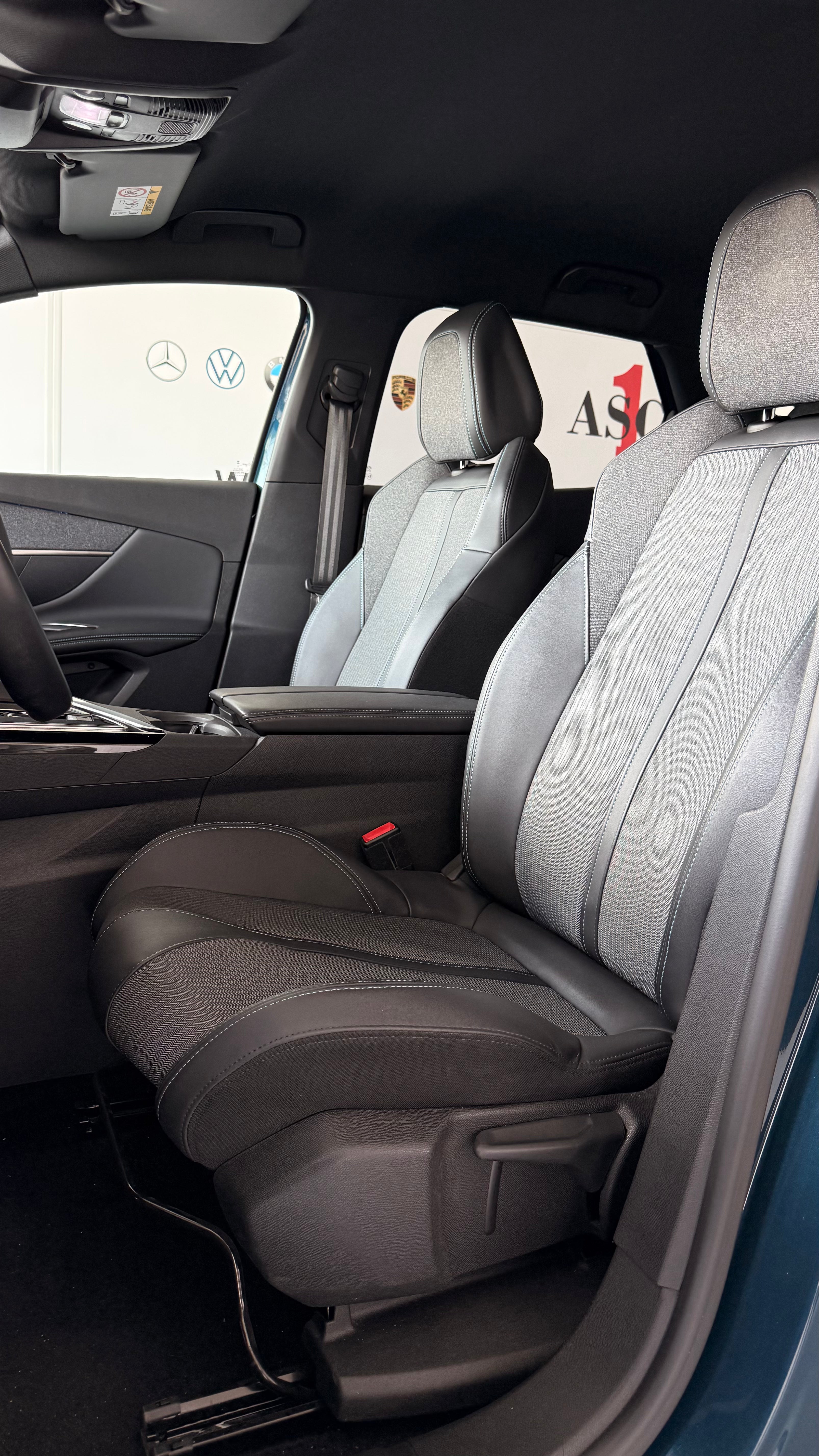 Peugeot 3008 Allure park