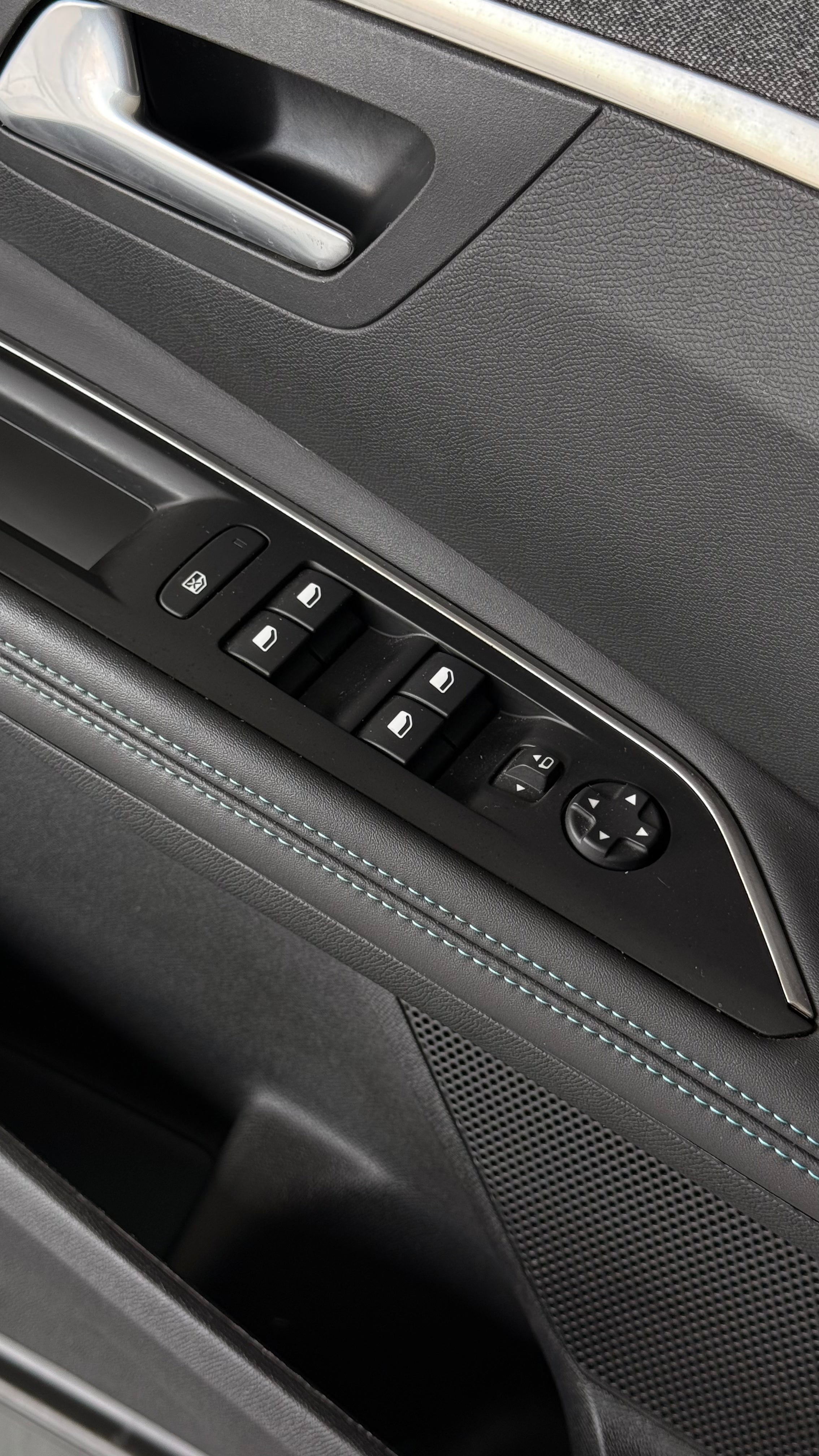 Peugeot 3008 Allure park