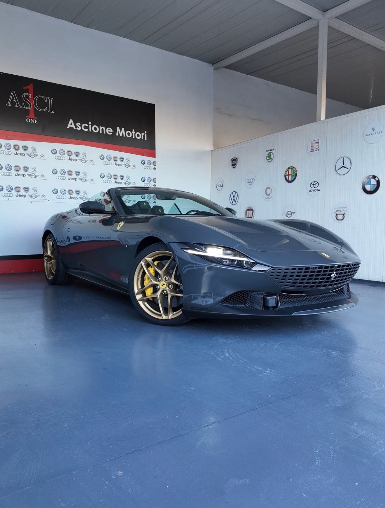 Ferrari Roma SPIDER