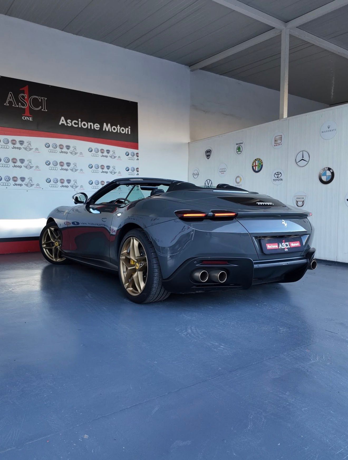 Ferrari Roma SPIDER