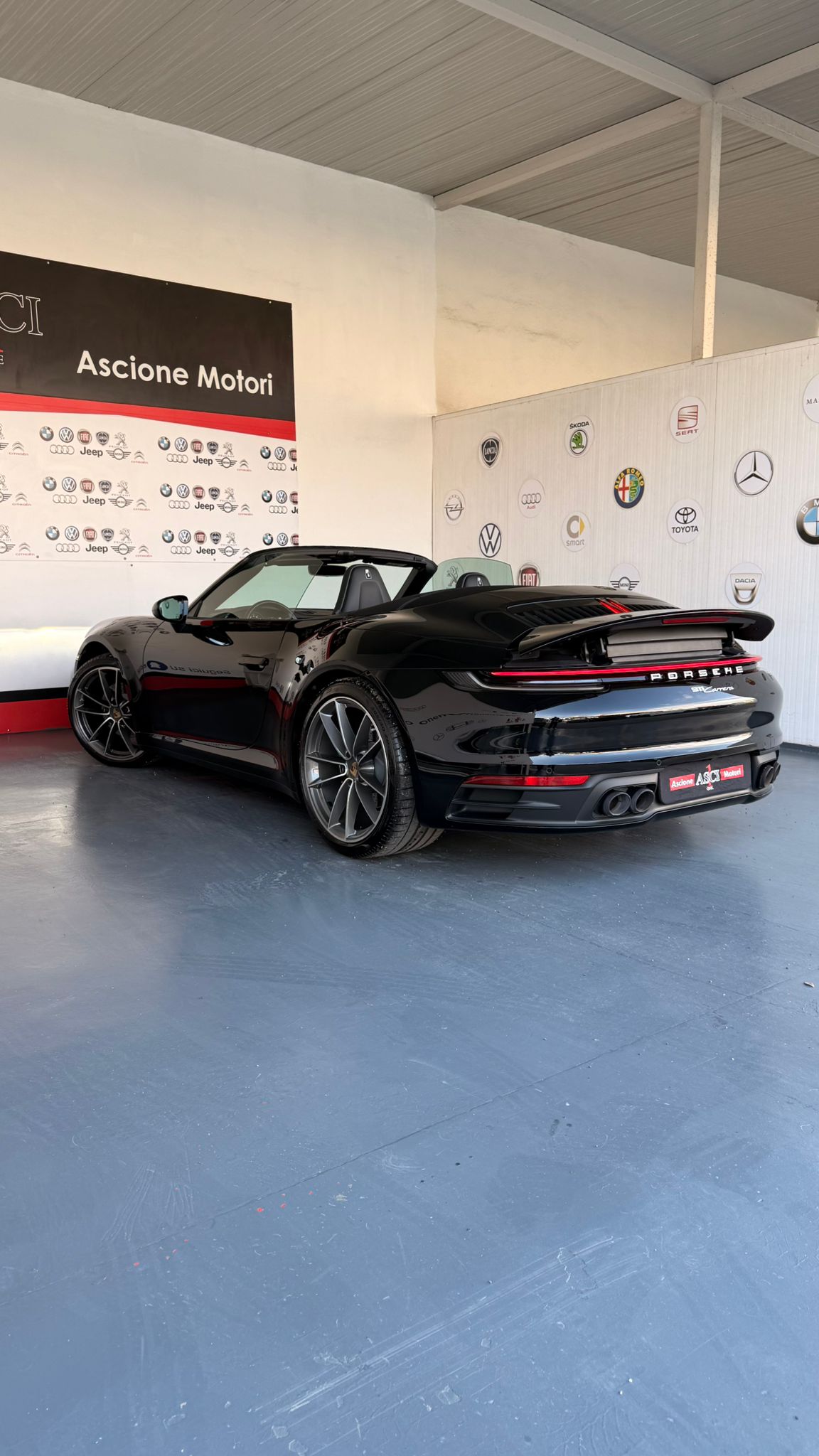 PORSCHE CARRERA 992 CABRIO
