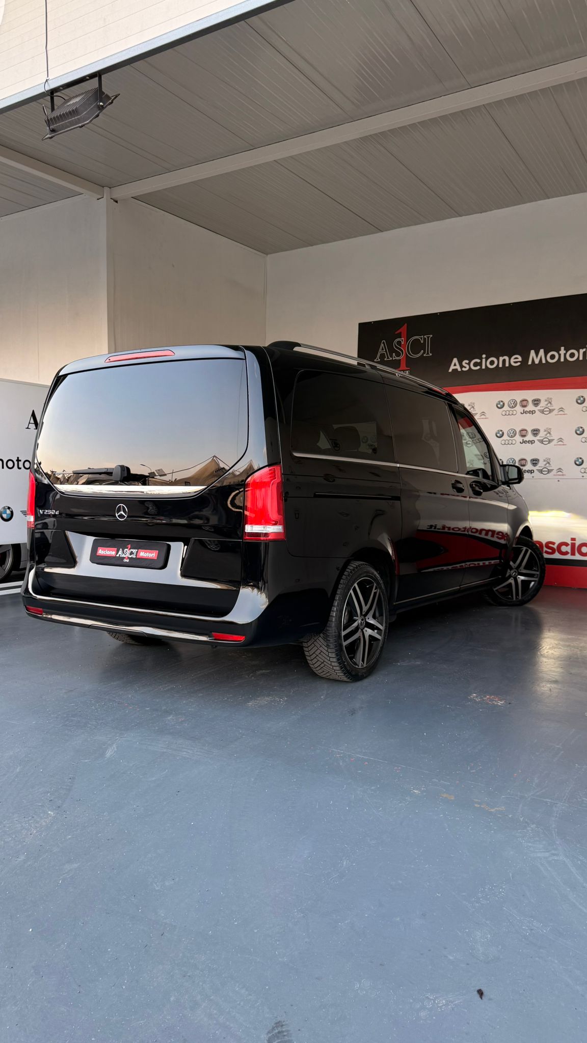 Mercedes Classe V (iva deducibile)