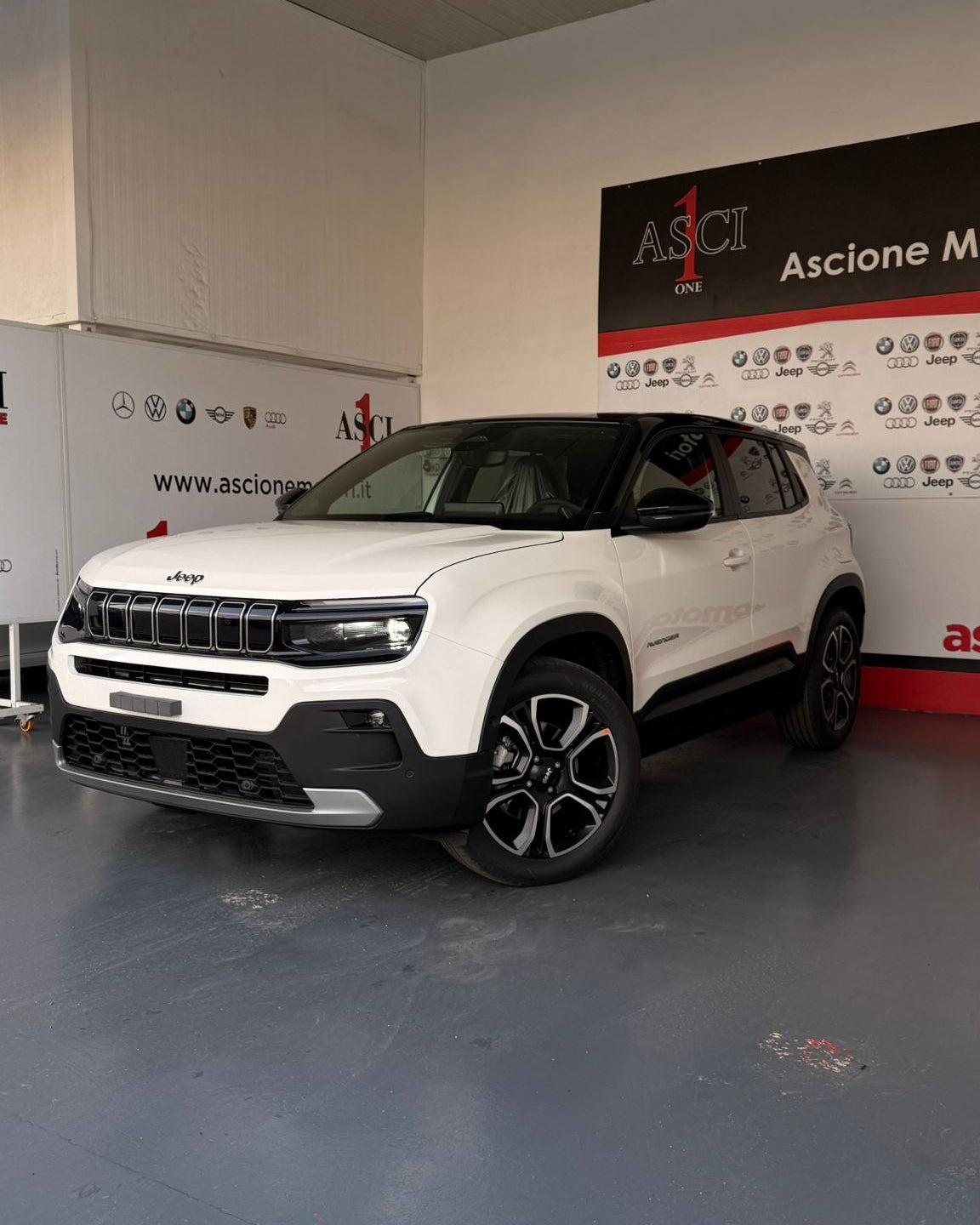 Jeep Avenger SUMMIT PRMO FINANZIAMENTO