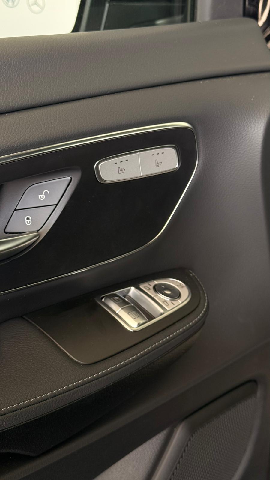 Mercedes Classe V300 Iva deducibile