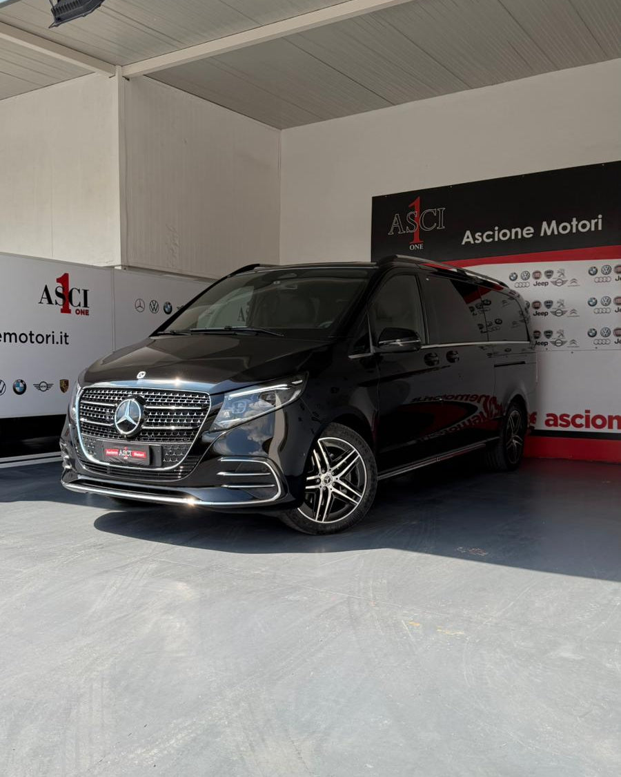 Mercedes Classe V300 Iva deducibile